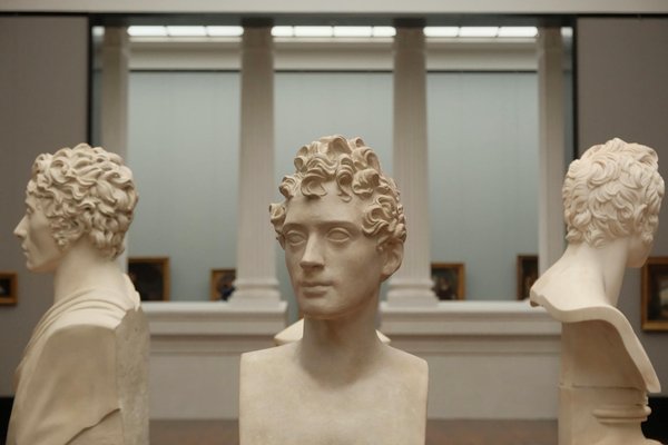 L'évolution des décors de scène dans les concerts